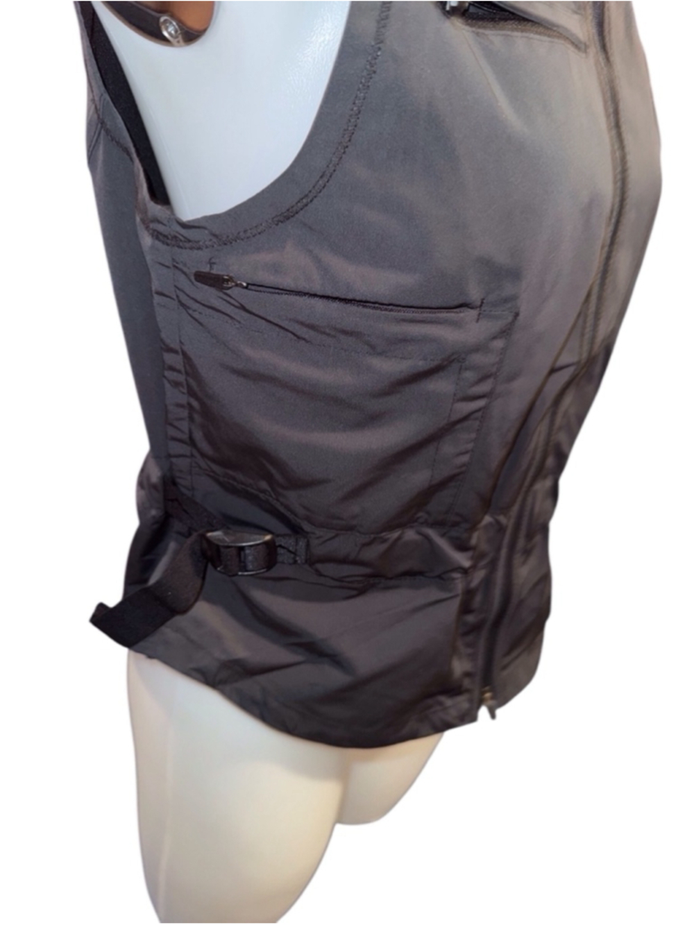 Women's Nike gold rain Vest Size s black - Picture 2 of 5